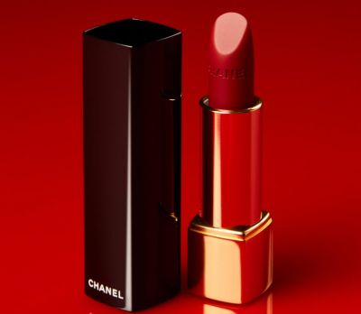 沒有散粉怎么涂口紅不沾杯