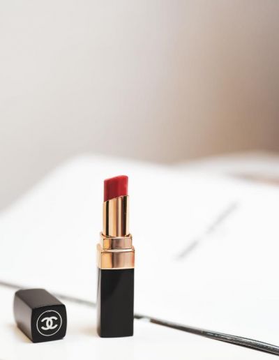 2253026011313 不易脫妝的口紅