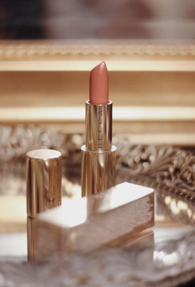 2253034811313 不易脫妝的口紅