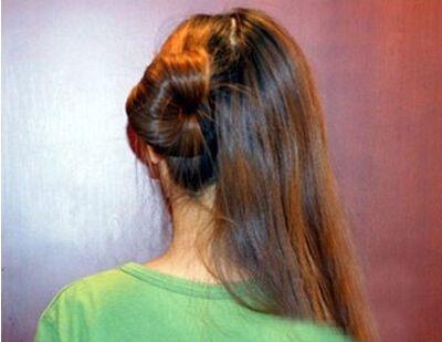 韓式花苞頭怎么扎圖解