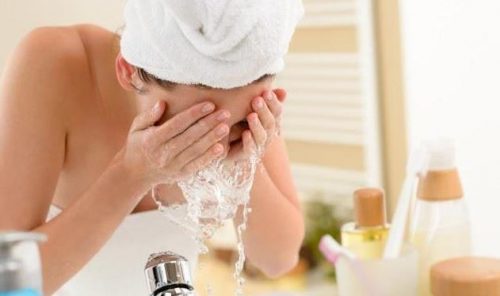 用醋洗臉可以美白嗎