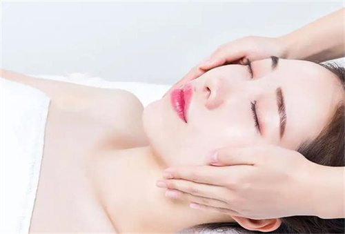 吃什么美白皮膚